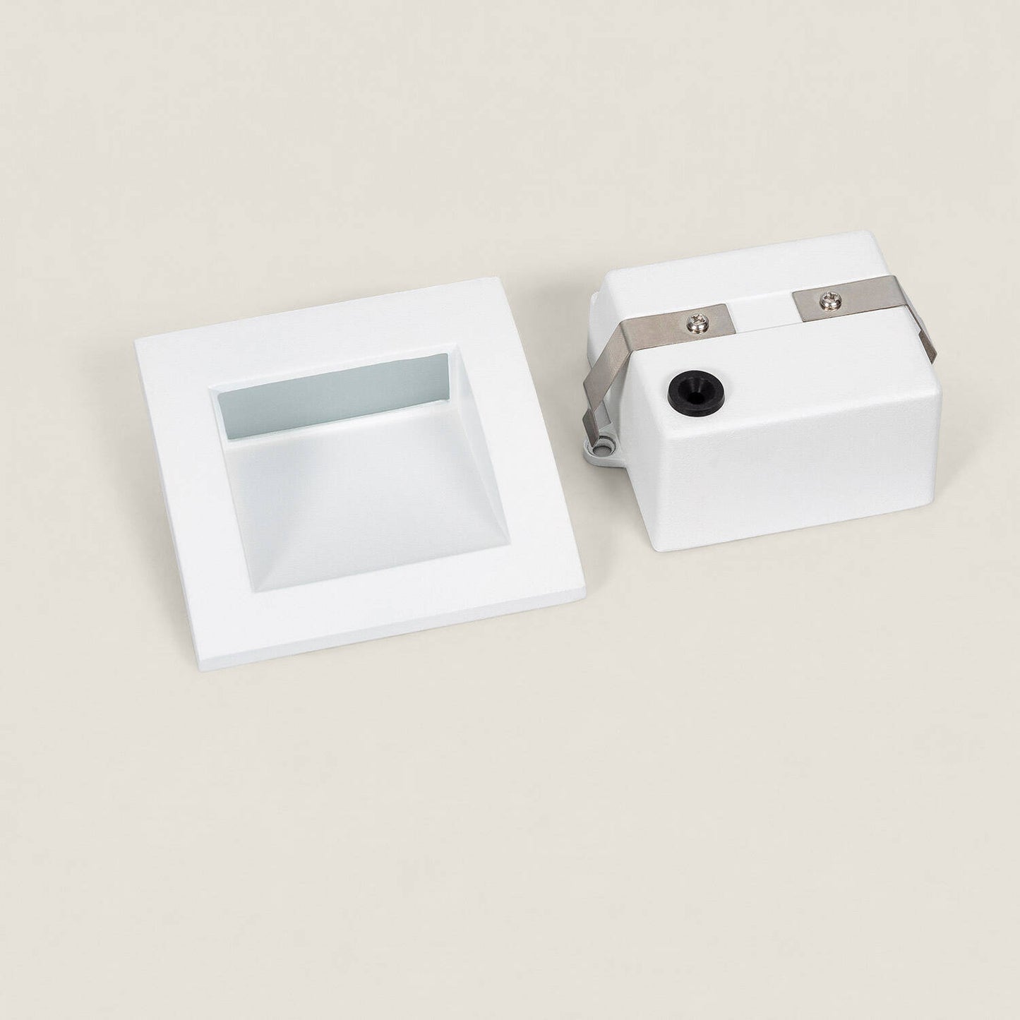 Baliza Exterior LED 4W Empotrable Pared Cuadrado Aluminio Blanco Leif
