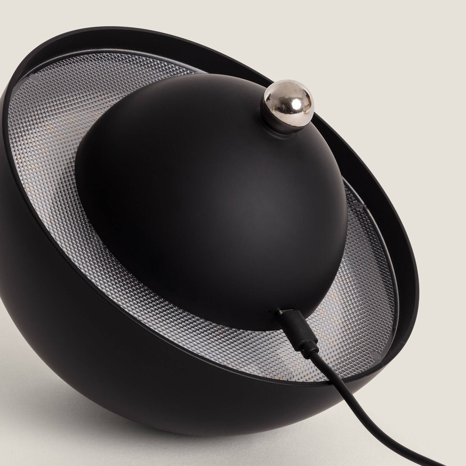 Lámpara de Mesa LED Portátil con Batería Recargable USB Pauna