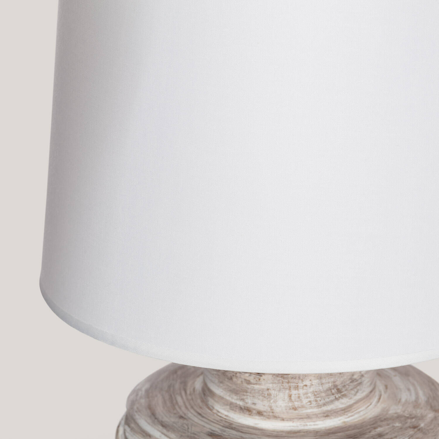 Lámpara de Mesa Madera Kunt Divya ILUZZIA