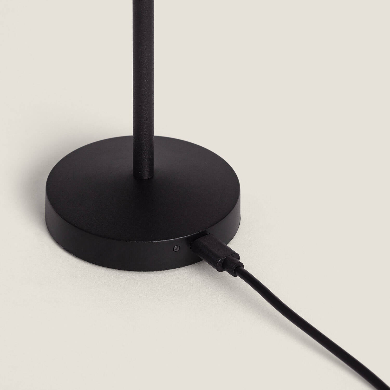 Lámpara de Mesa LED Portátil para Exterior Metal con Batería Recargable Lendora Smoke