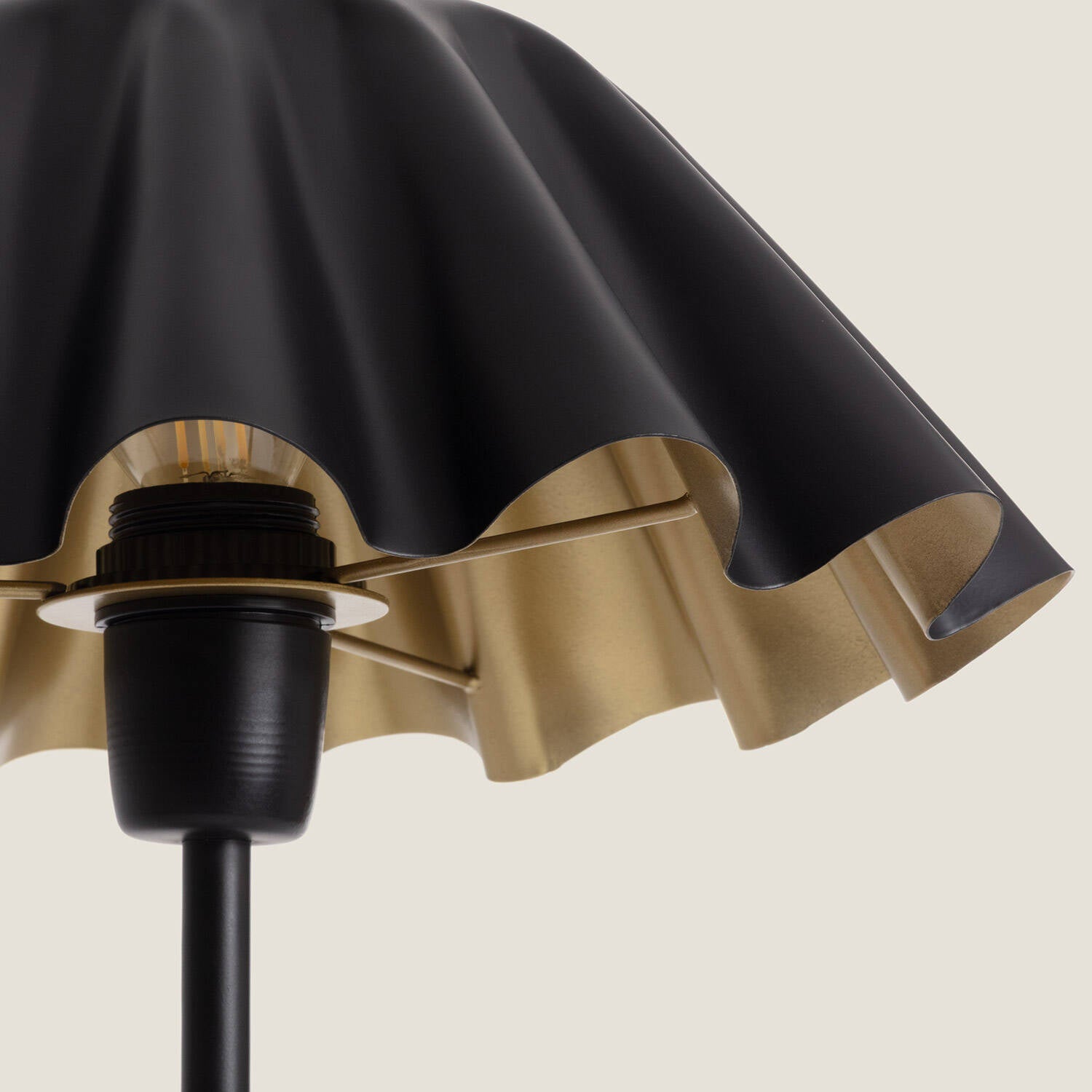 Lámpara de Mesa Metal Nallur