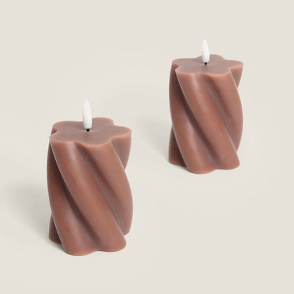 Dos Velas de Cera Decorativa LED con Diseño Ondulado Velia