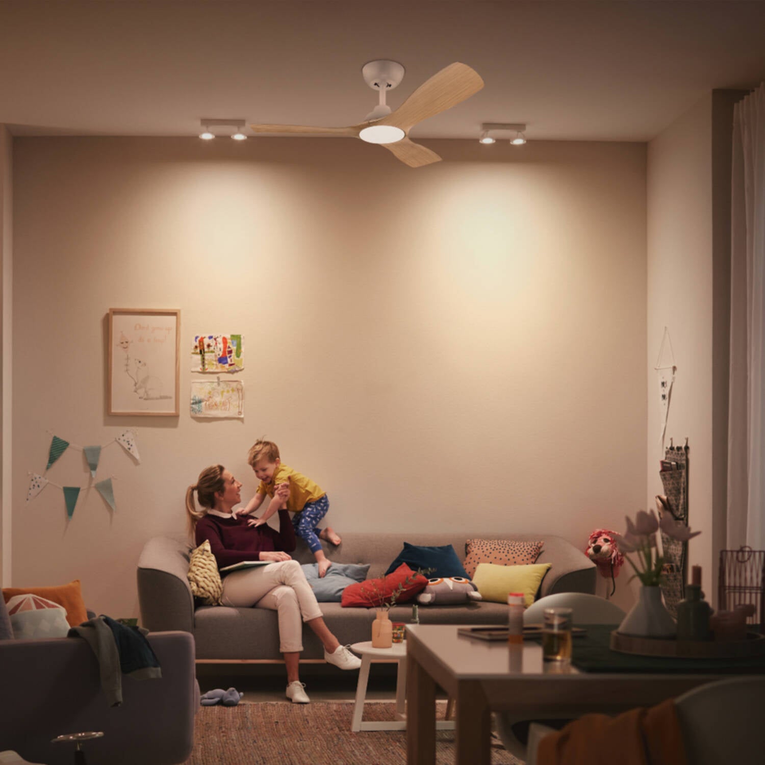 Ventilador de techo Silencioso Olas 106cm Motor DC PHILIPS 929004640901