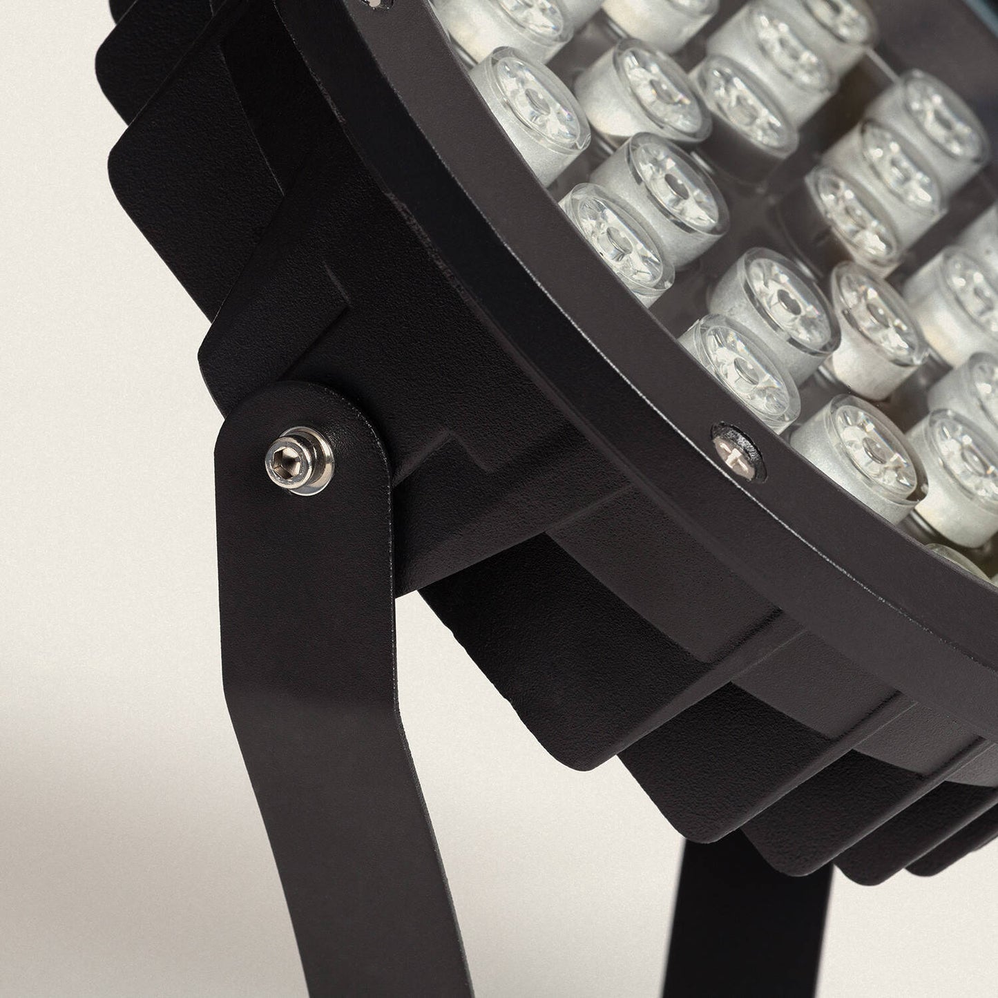 Foco Exterior LED 36W IP67 con Pincho Colmar