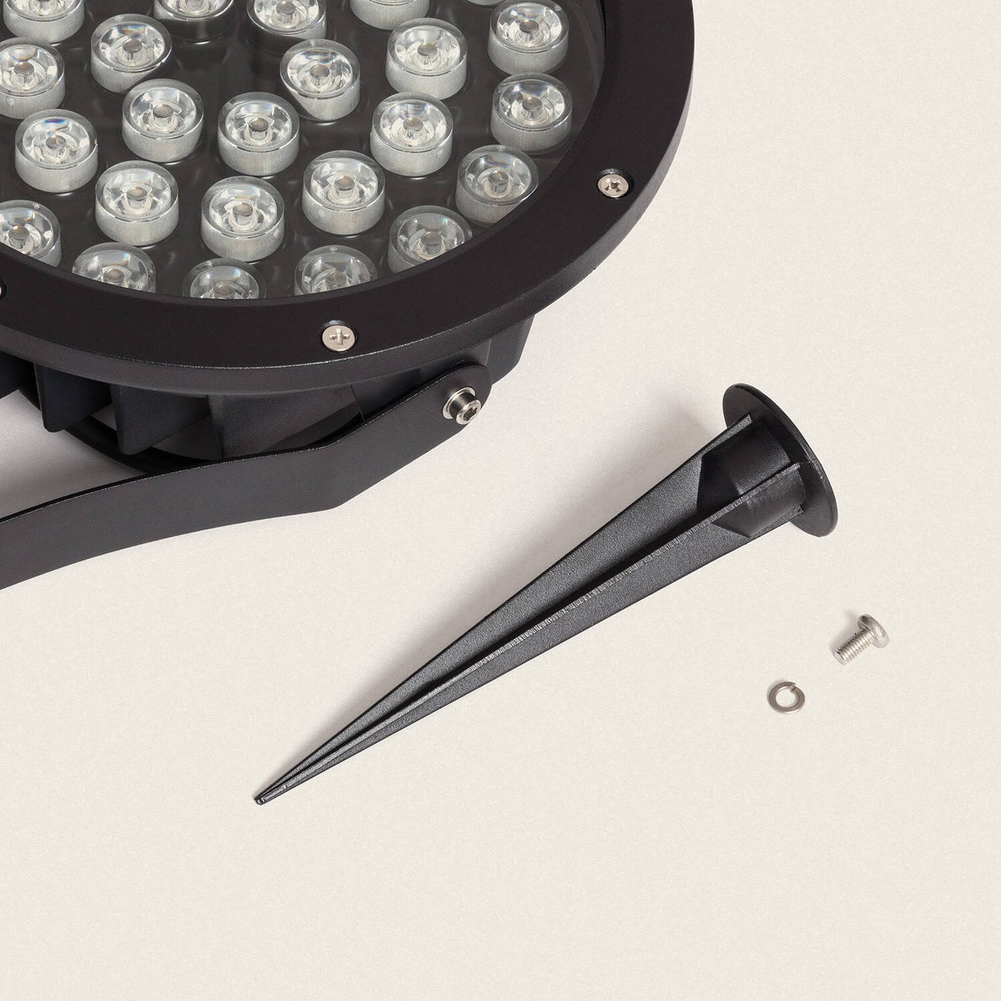Foco Exterior LED 36W IP67 con Pincho Colmar