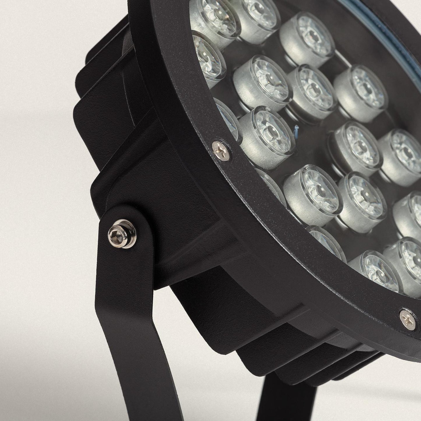Foco Exterior LED 18W IP67 con Pincho Colmar RGB