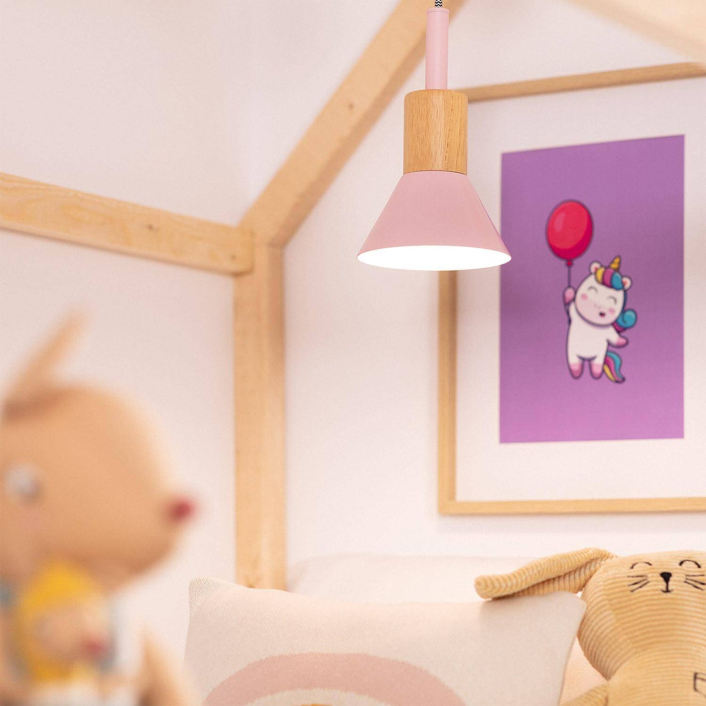 Lámpara Colgante Infantil Metal y Madera Demarga Camarena