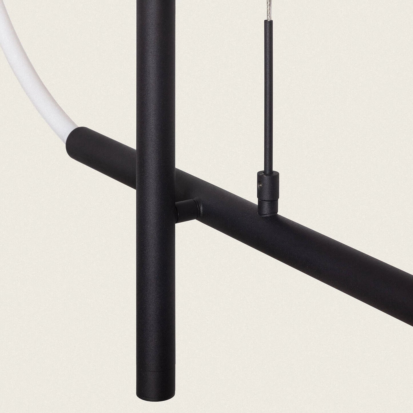 Lámpara Colgante Lineal LED 46W Metal y Silicona Ginnie