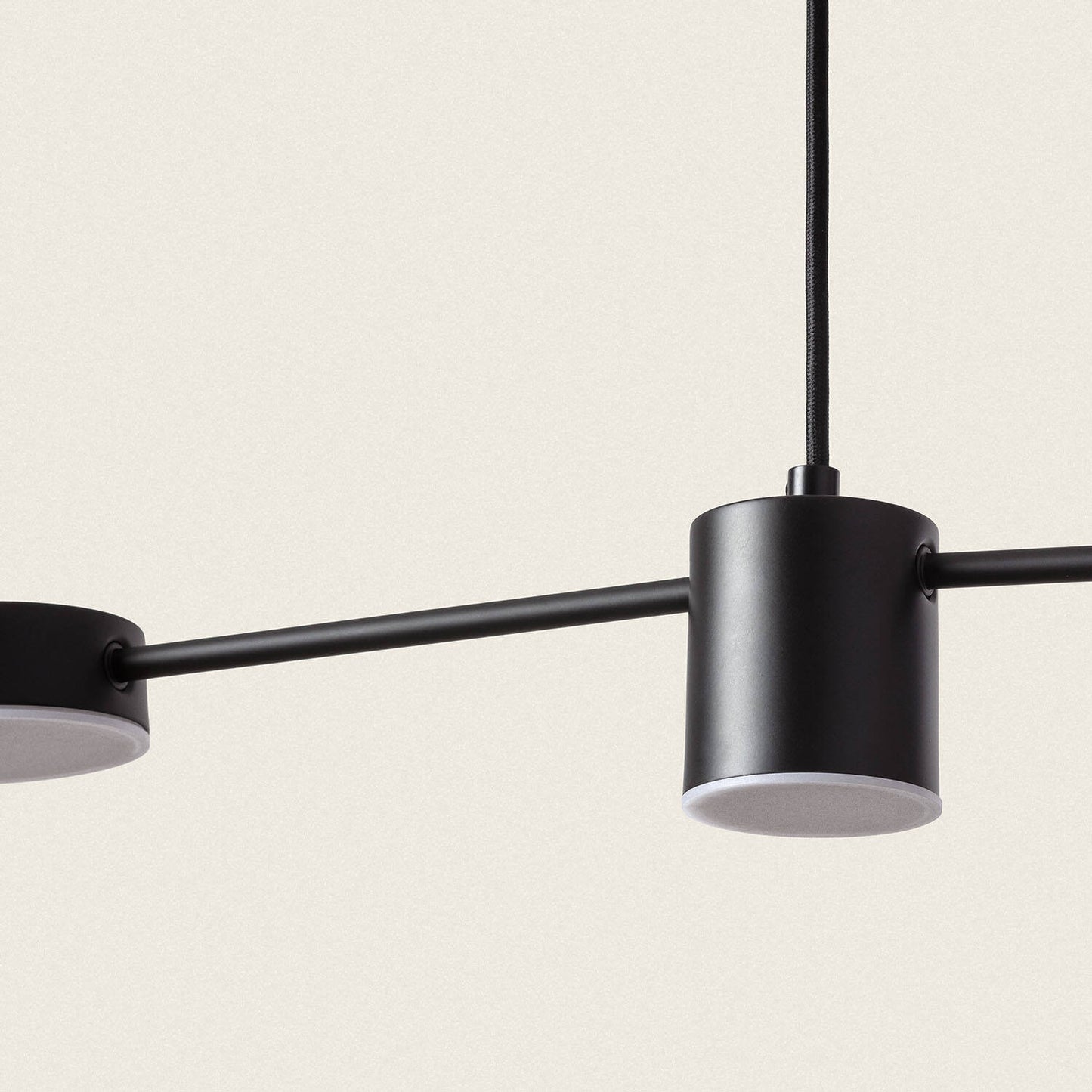 Lámpara Colgante Lineal LED 18W Metal y Cristal Kurna