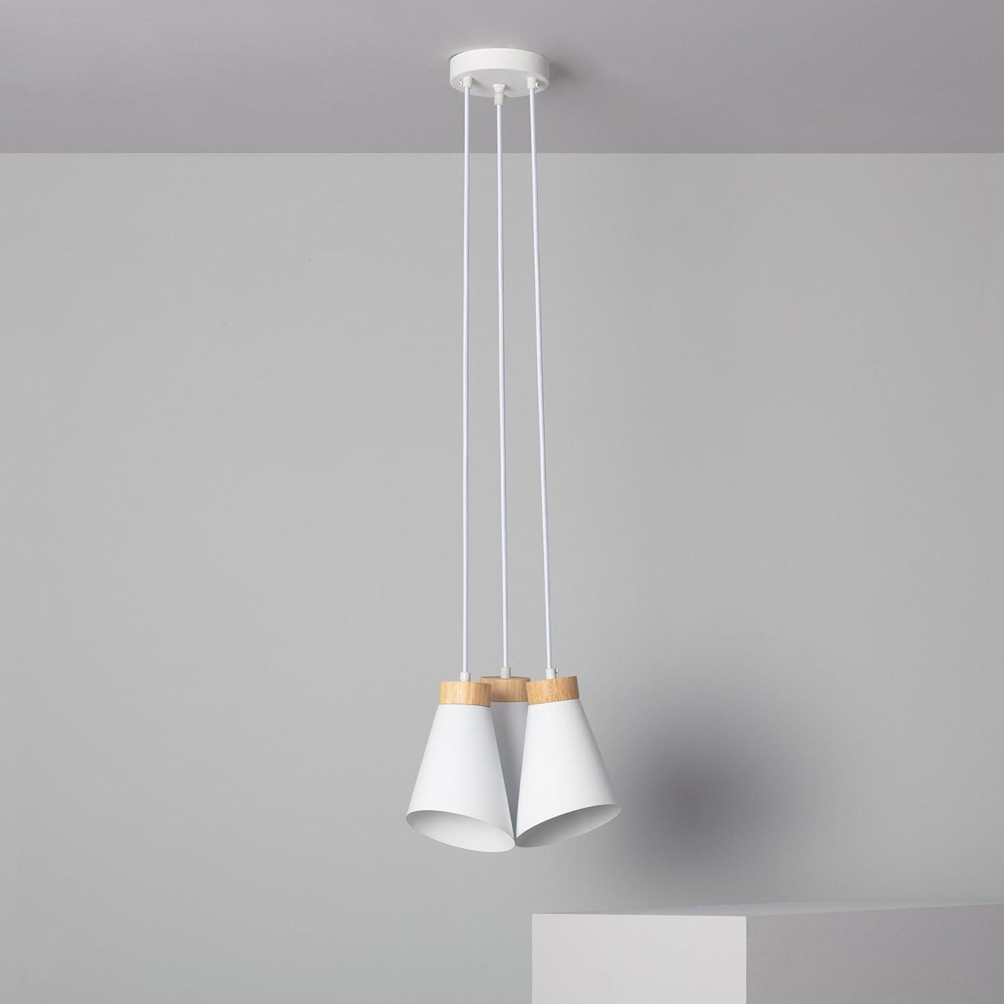 Lámpara Colgante Aluminio y Madera Itai