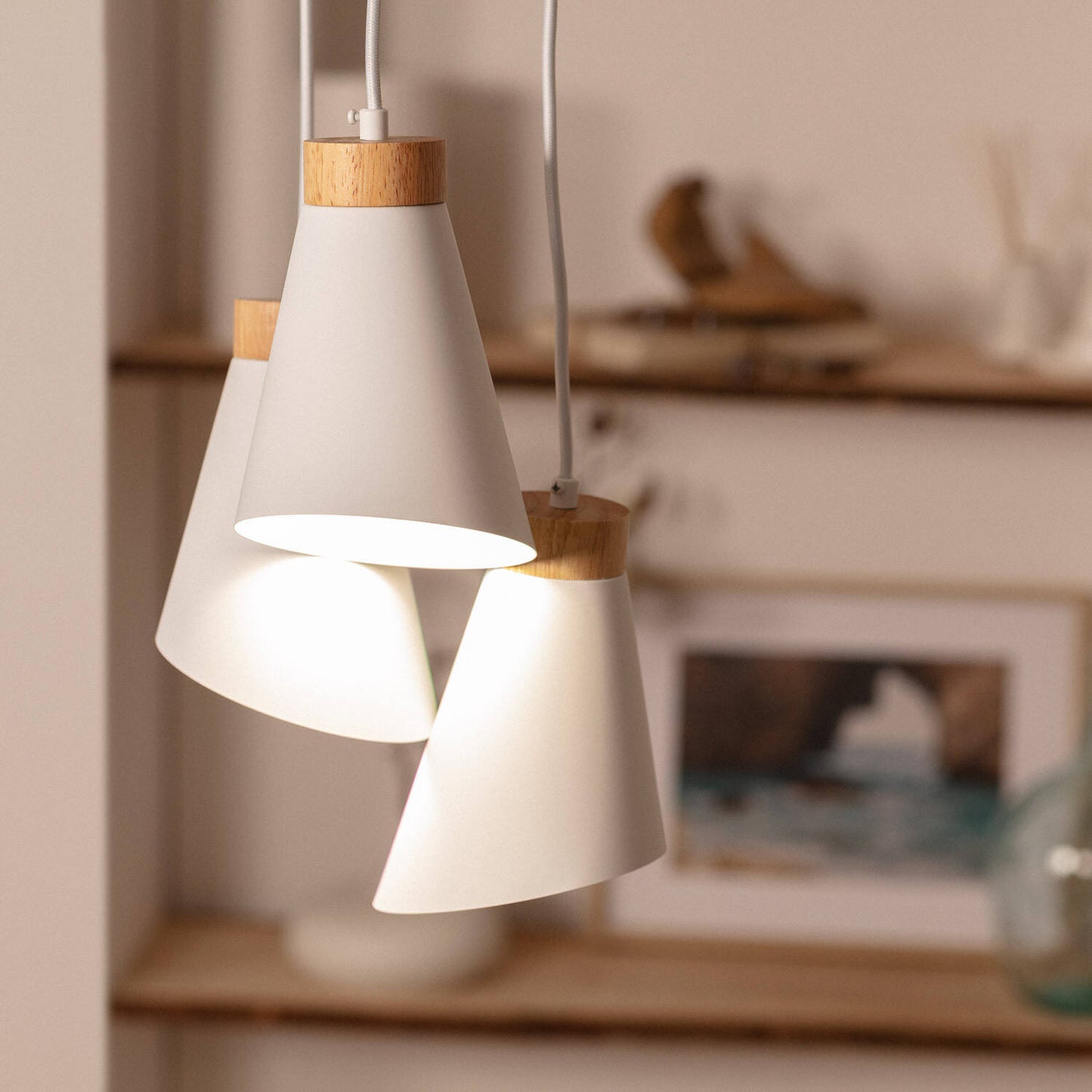 Lámpara Colgante Aluminio y Madera Itai