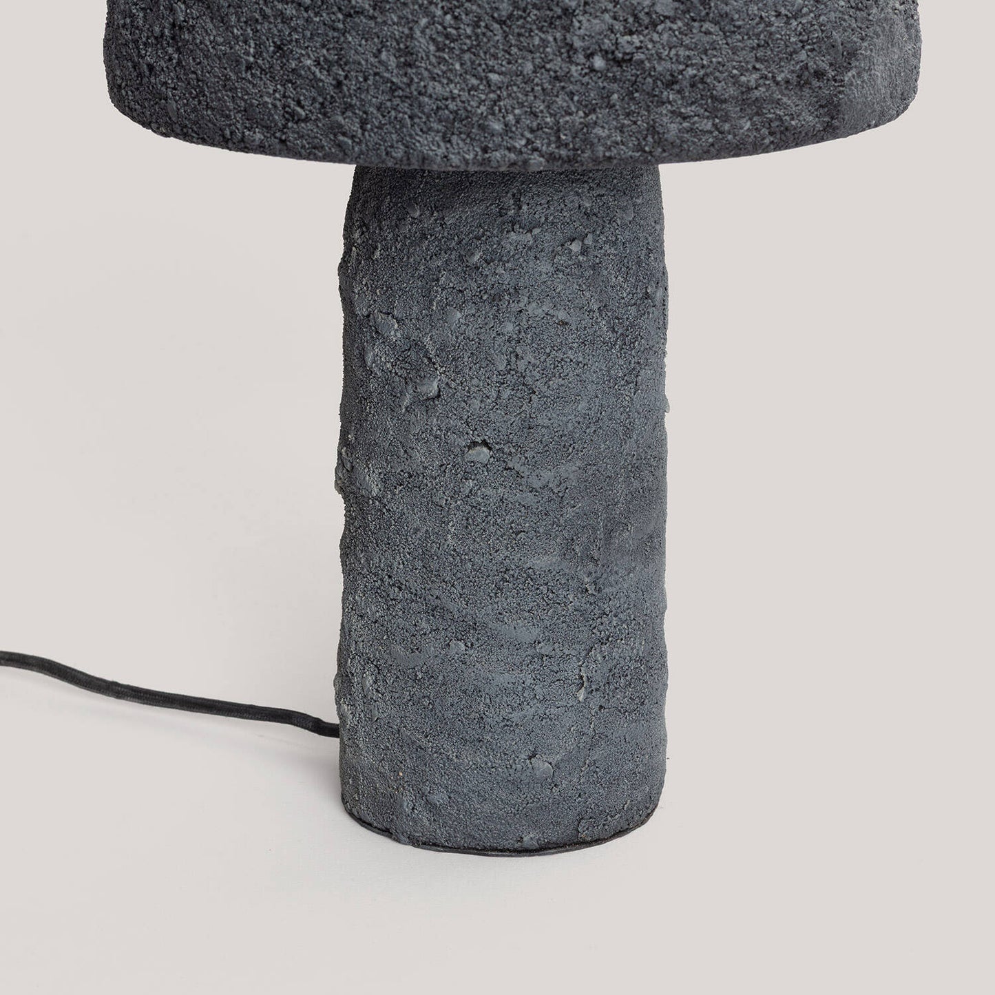 Lámpara de Mesa Cemento Oscuro Besnica
