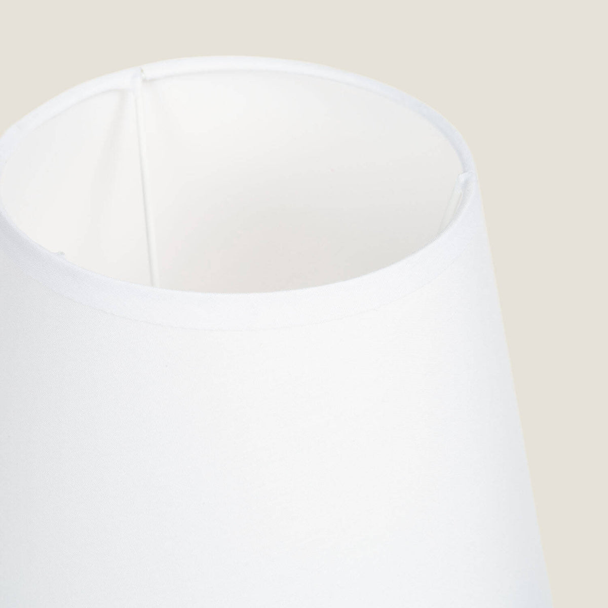 Lámpara de Mesa de Madera Dukku