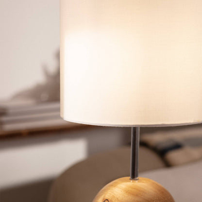 Lámpara de Mesa de Madera Gulbi