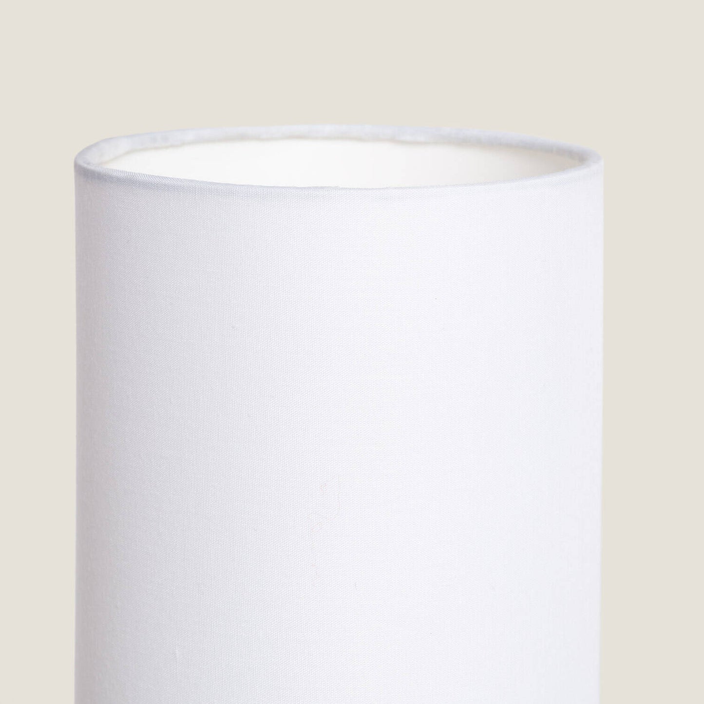 Lámpara de Mesa de Madera y Tela Roundi Haarle