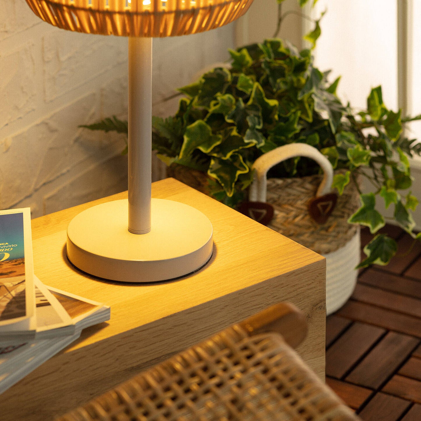Lámpara de Mesa Exterior Solar LED Ratán Nygala