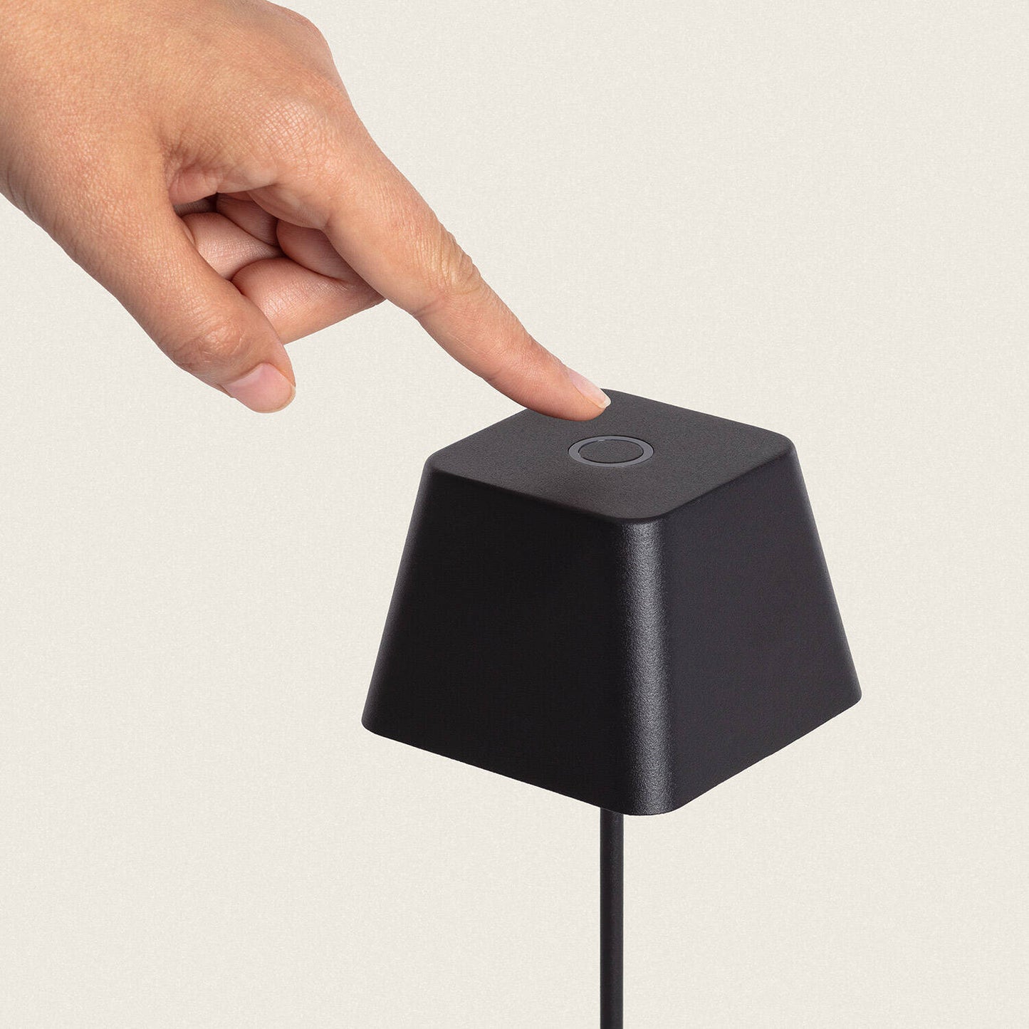 Lámpara de Mesa LED Portátil para Exterior Aluminio con Batería Recargable Willy