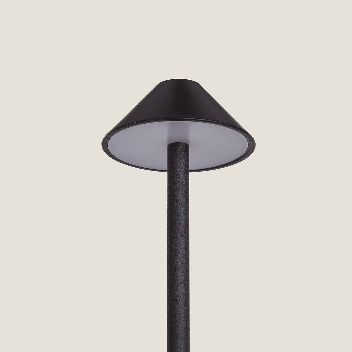 Lámpara de Mesa LED Portátil para Exterior Metal con Batería Recargable Magatzi