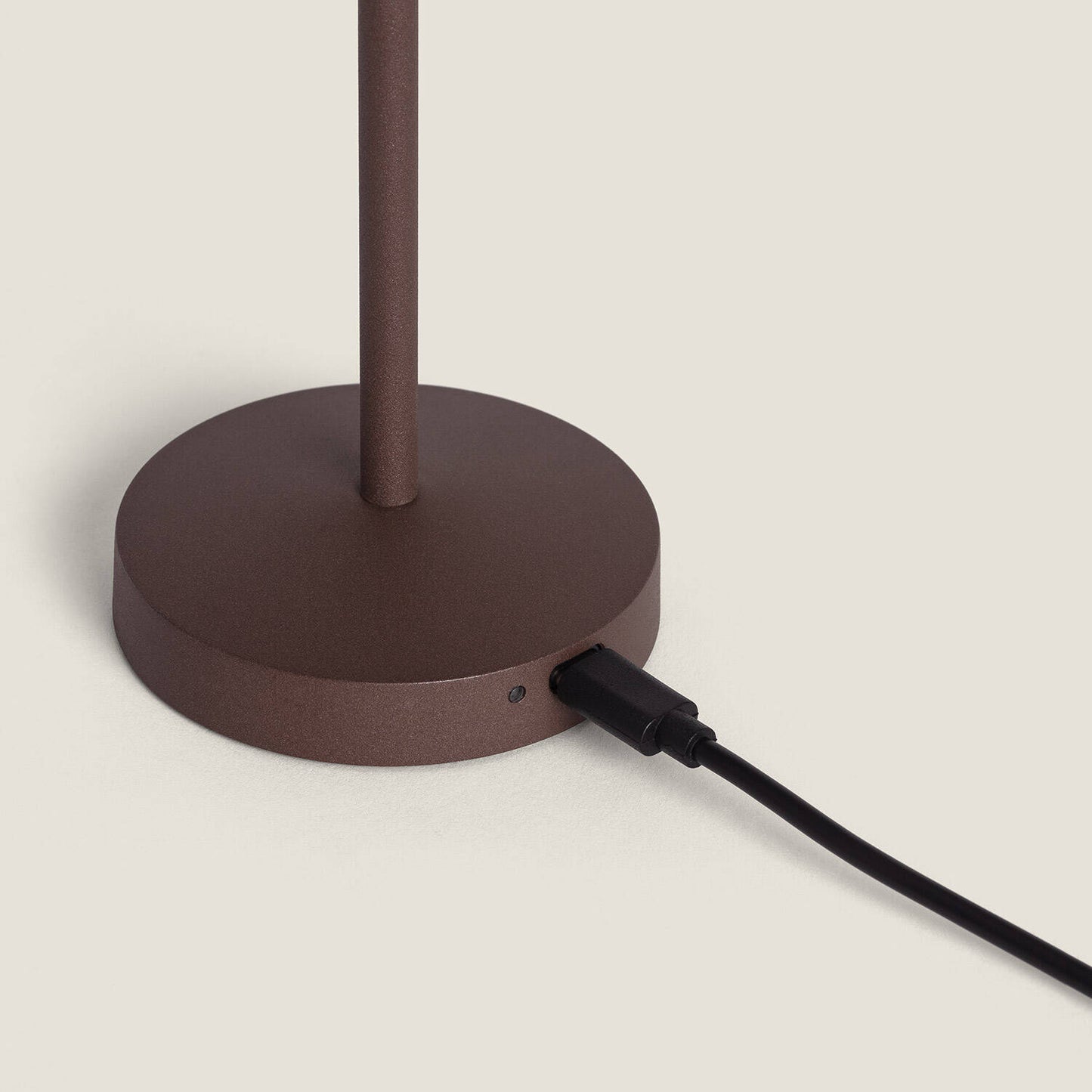 Lámpara de Mesa LED Portátil para Exterior Metal con Batería Recargable Lendora Smoke