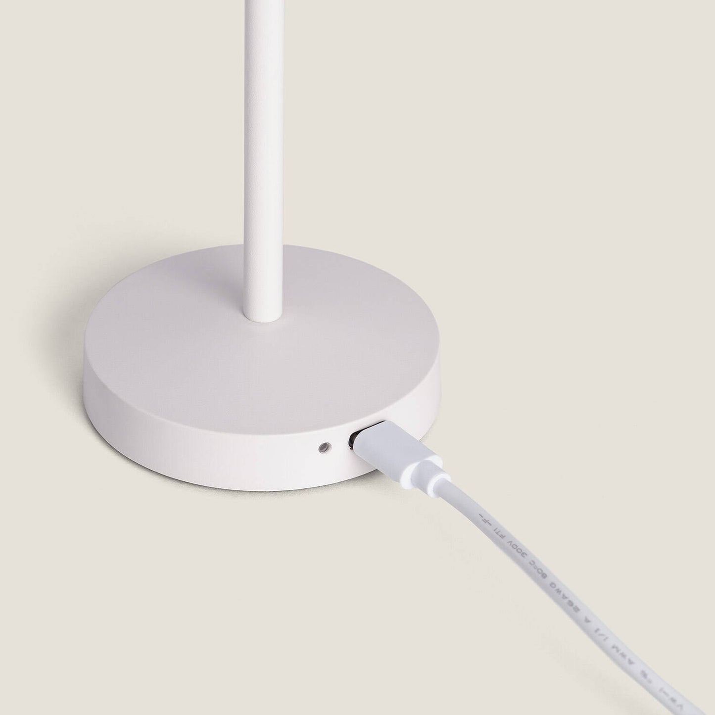 Lámpara de Mesa LED Portátil para Exterior Metal con Batería Recargable Lendora