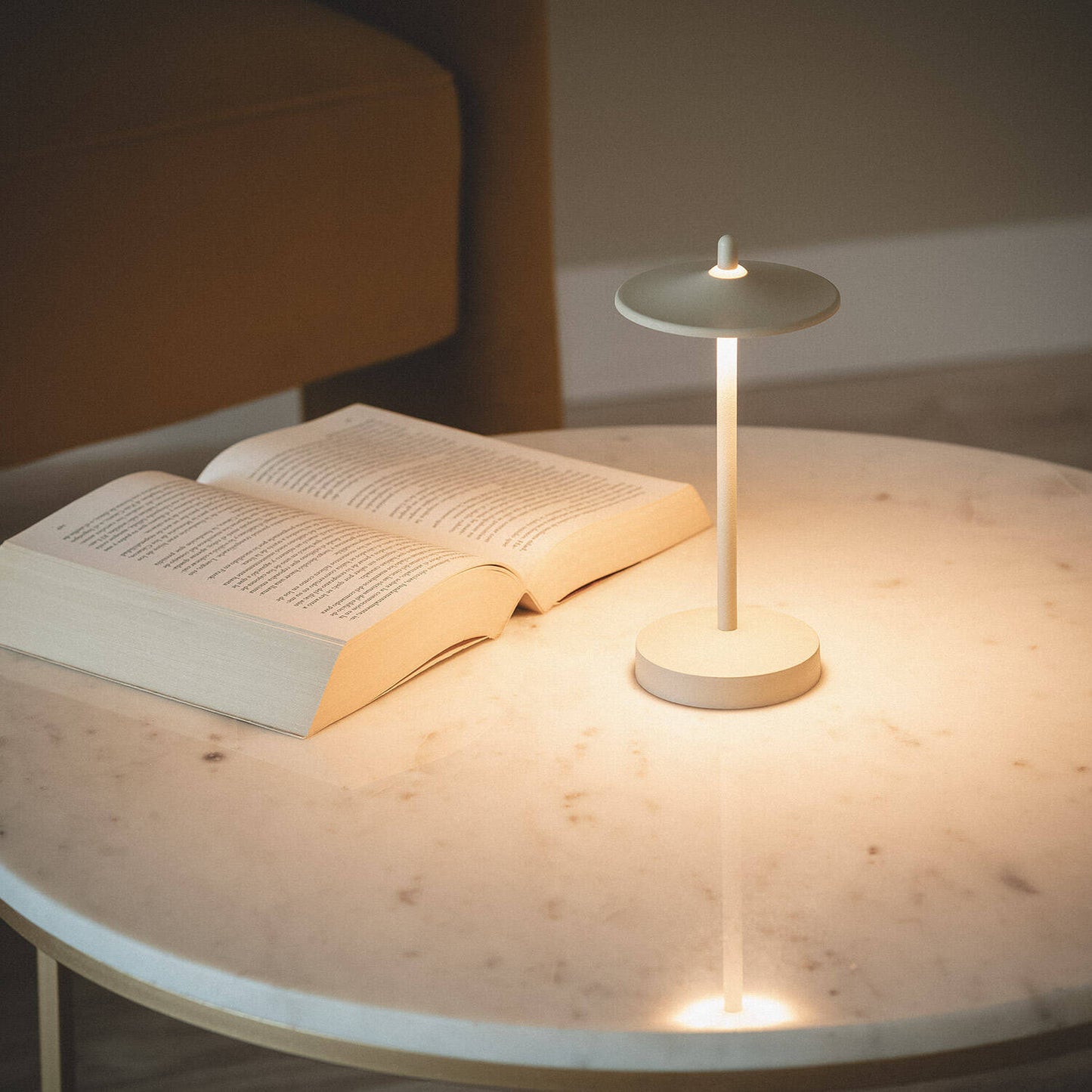 Lámpara de Mesa LED Portátil para Exterior Metal con Batería Recargable Milevani