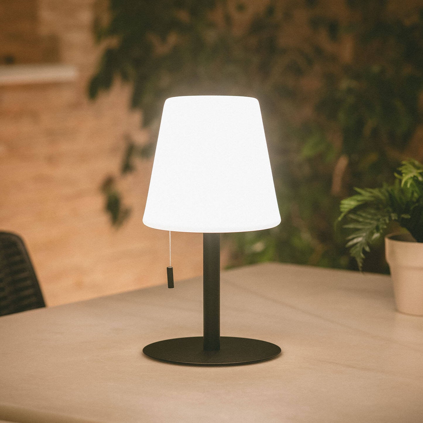 Lámpara de Mesa LED Portátil para Exterior Aluminio con Batería Recargable Epinay