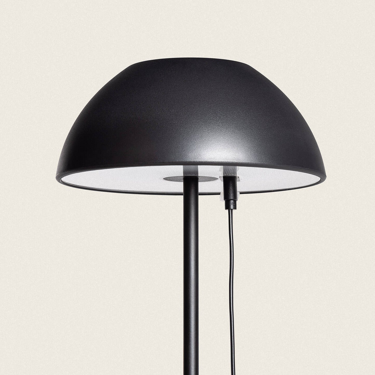 Lámpara de Mesa LED Portátil Exterior con Batería USB Recargable Metal Mugla