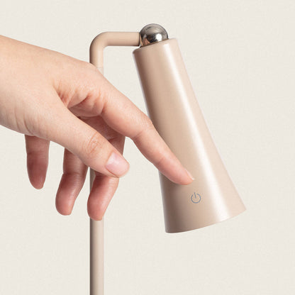 Lámpara de Mesa LED Portátil Metal con Batería USB Recargable Bysta
