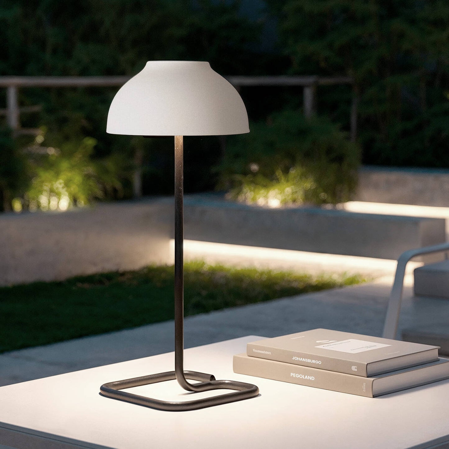 Lámpara de Mesa LED Portátil para Exterior con Batería USB Recargable Carlo