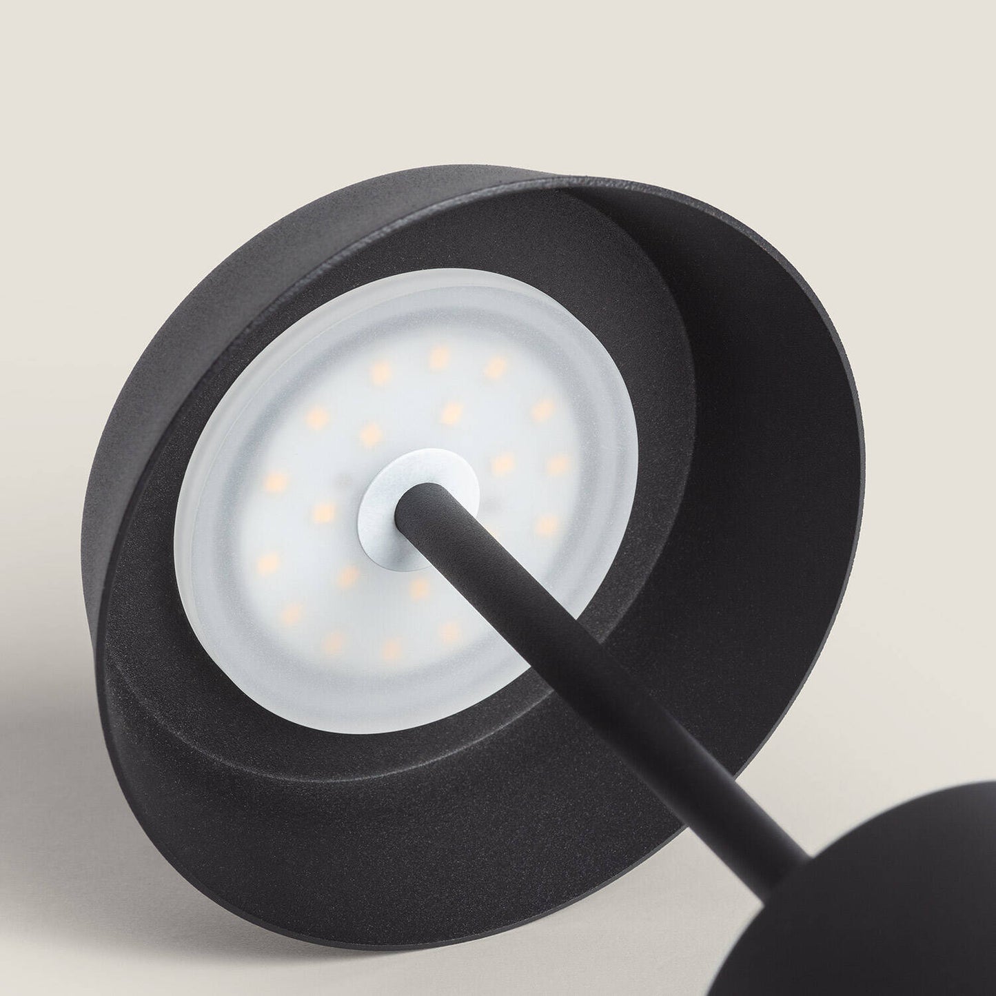 Lámpara de Mesa LED Metal Inalámbrica para Exterior Ula