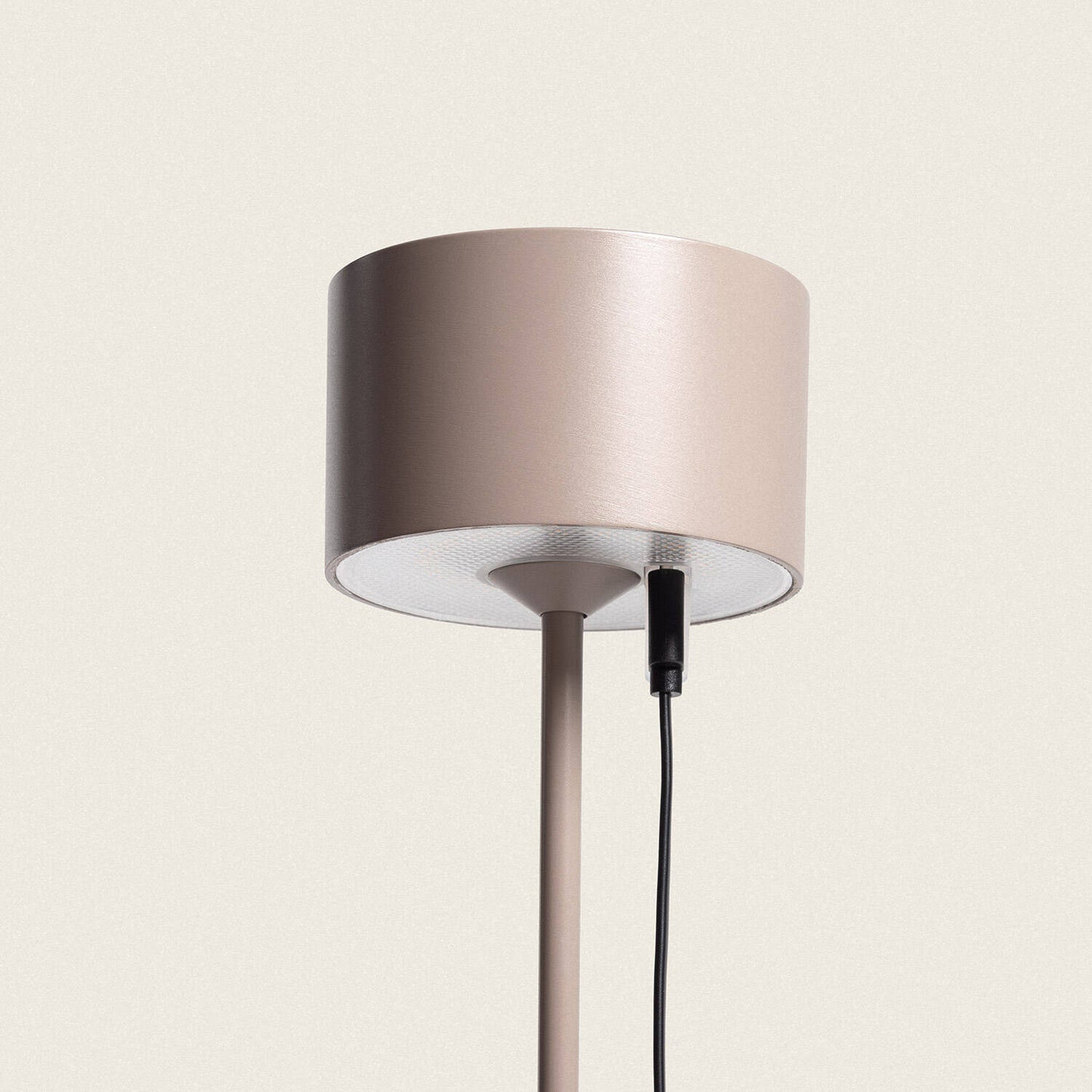 Lámpara de Mesa LED Portátil Exterior con Batería USB Recargable Metal Mounka Round