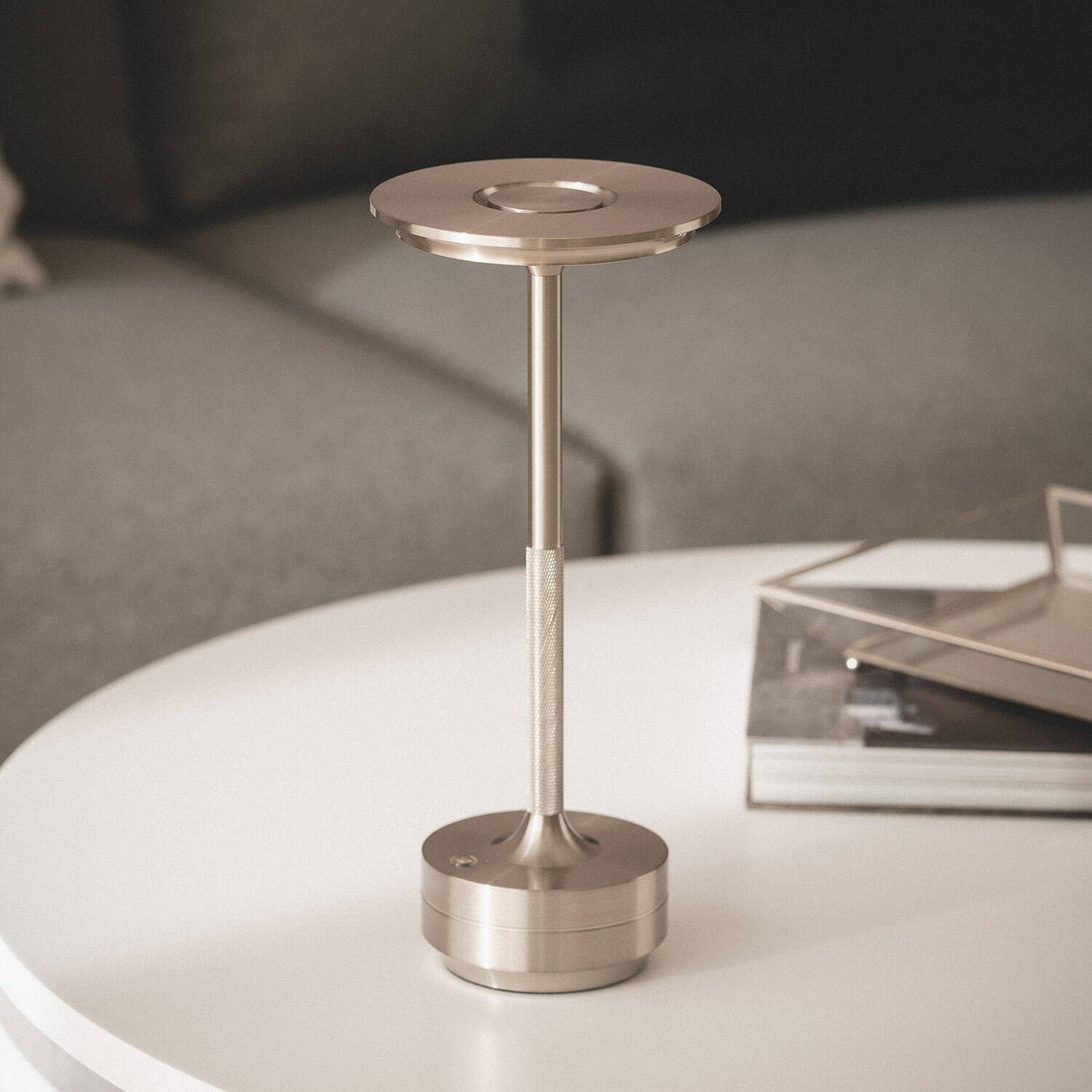 Lámpara de Mesa LED Portátil Metal con Batería USB Recargable Astrid