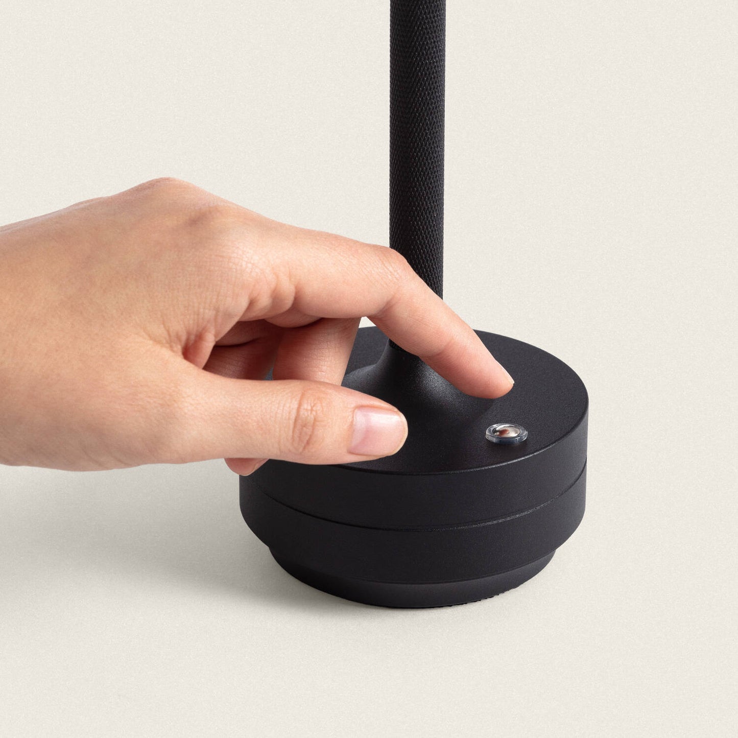 Lámpara de Mesa LED Portátil Metal con Batería USB Recargable Astrid