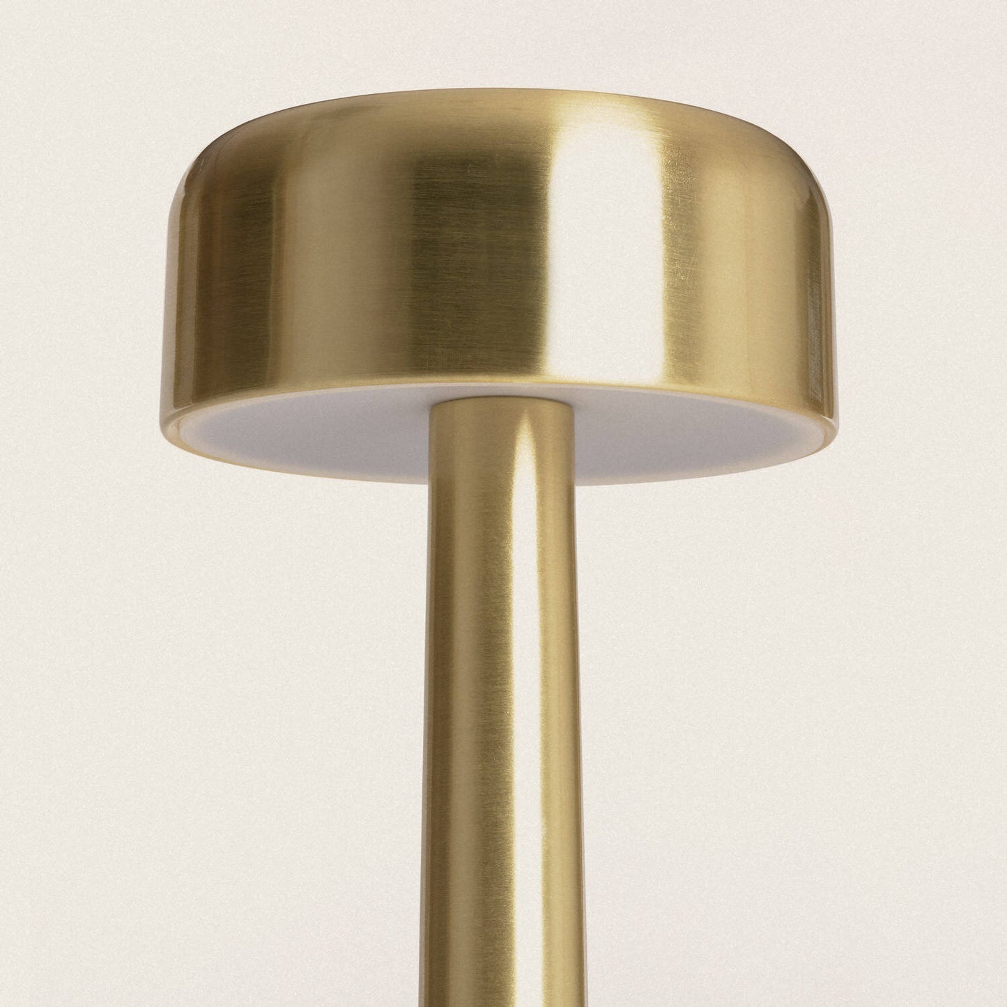 Lámpara de Mesa LED Portátil Metal con Batería USB Recargable Ciara