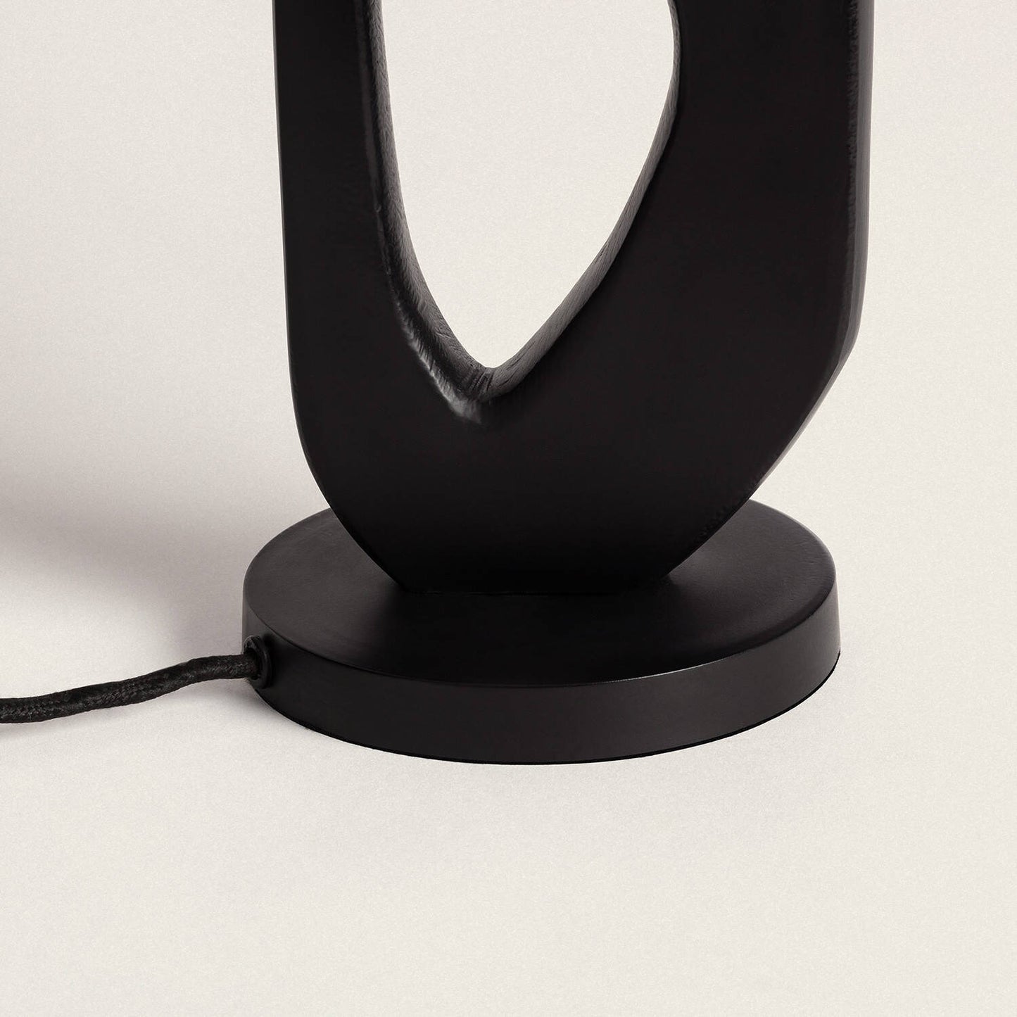 Lámpara de Mesa Madera Cave ILUZZIA