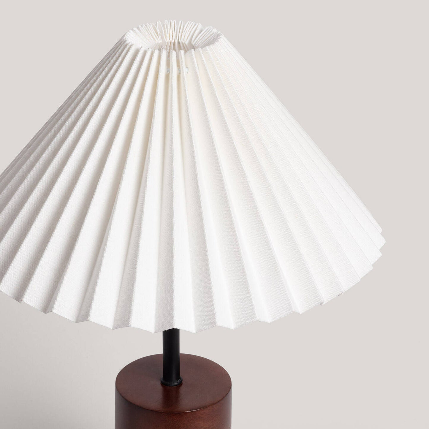 Lámpara de Mesa Madera Leonessa ILUZZIA