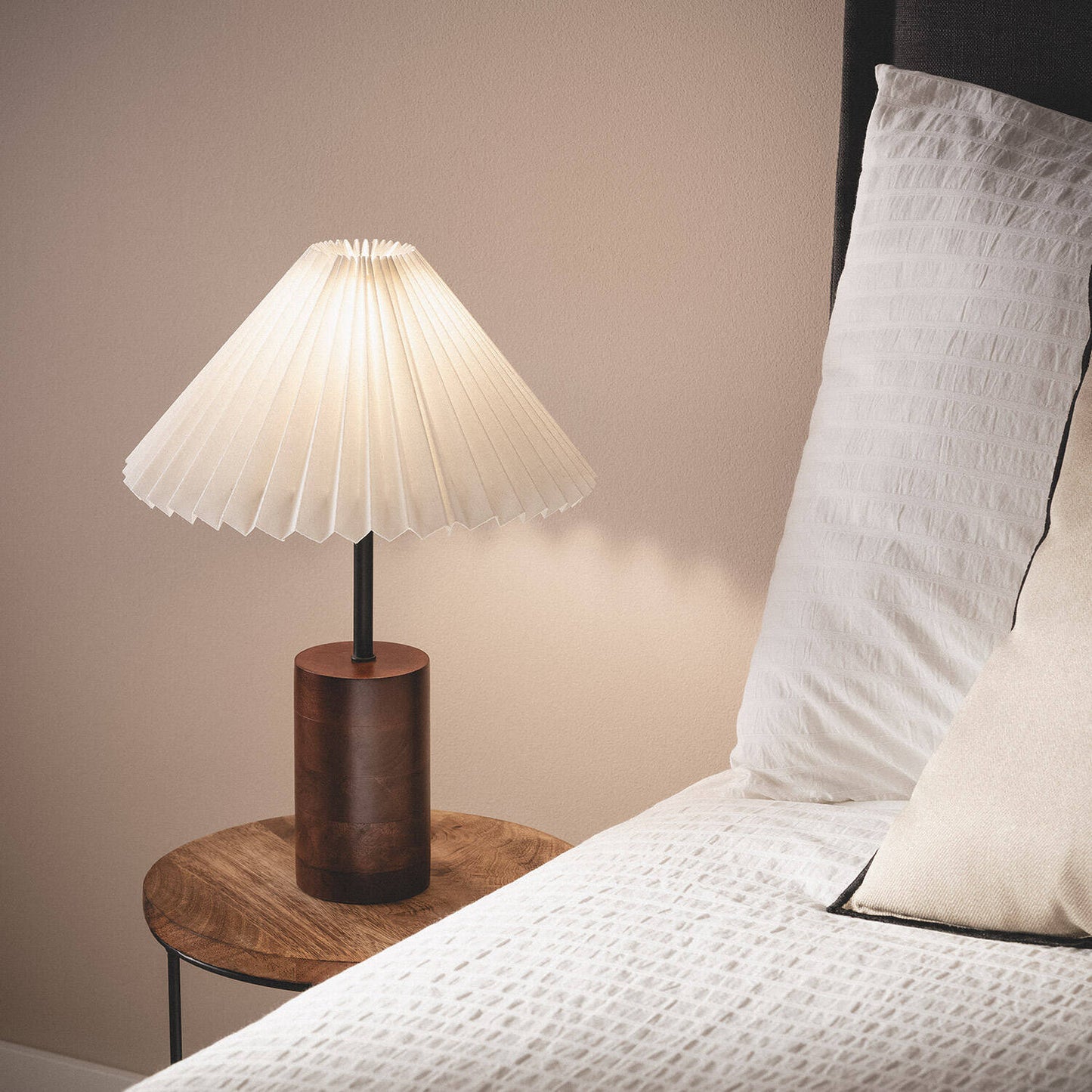 Lámpara de Mesa Madera Leonessa ILUZZIA