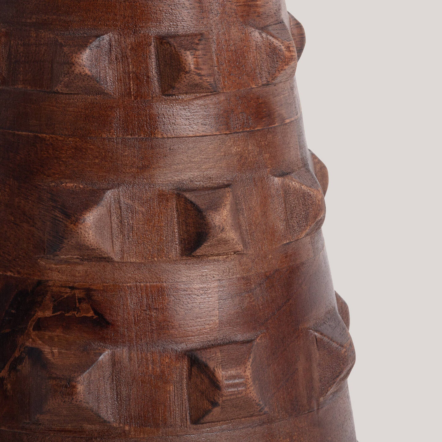 Lámpara de Mesa Madera Samesh ILUZZIA