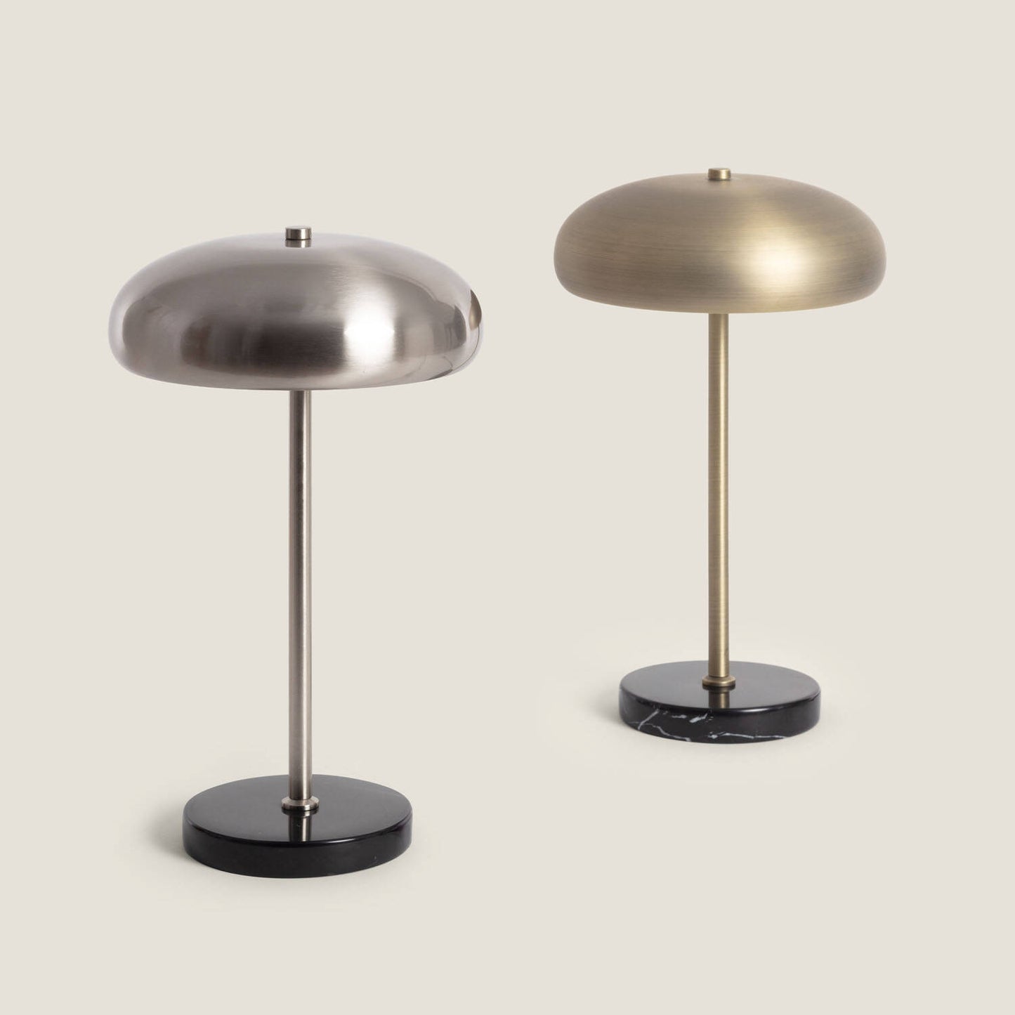 Lámpara de Mesa Metal Aleisk