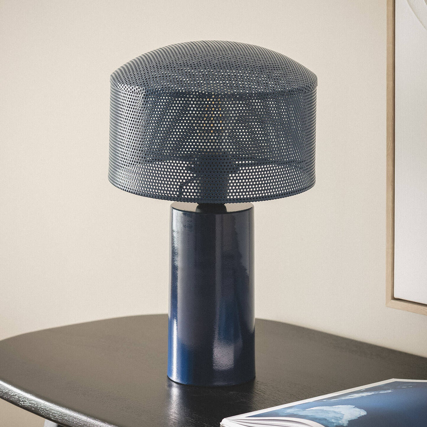 Lámpara de Mesa Metal Kondavil