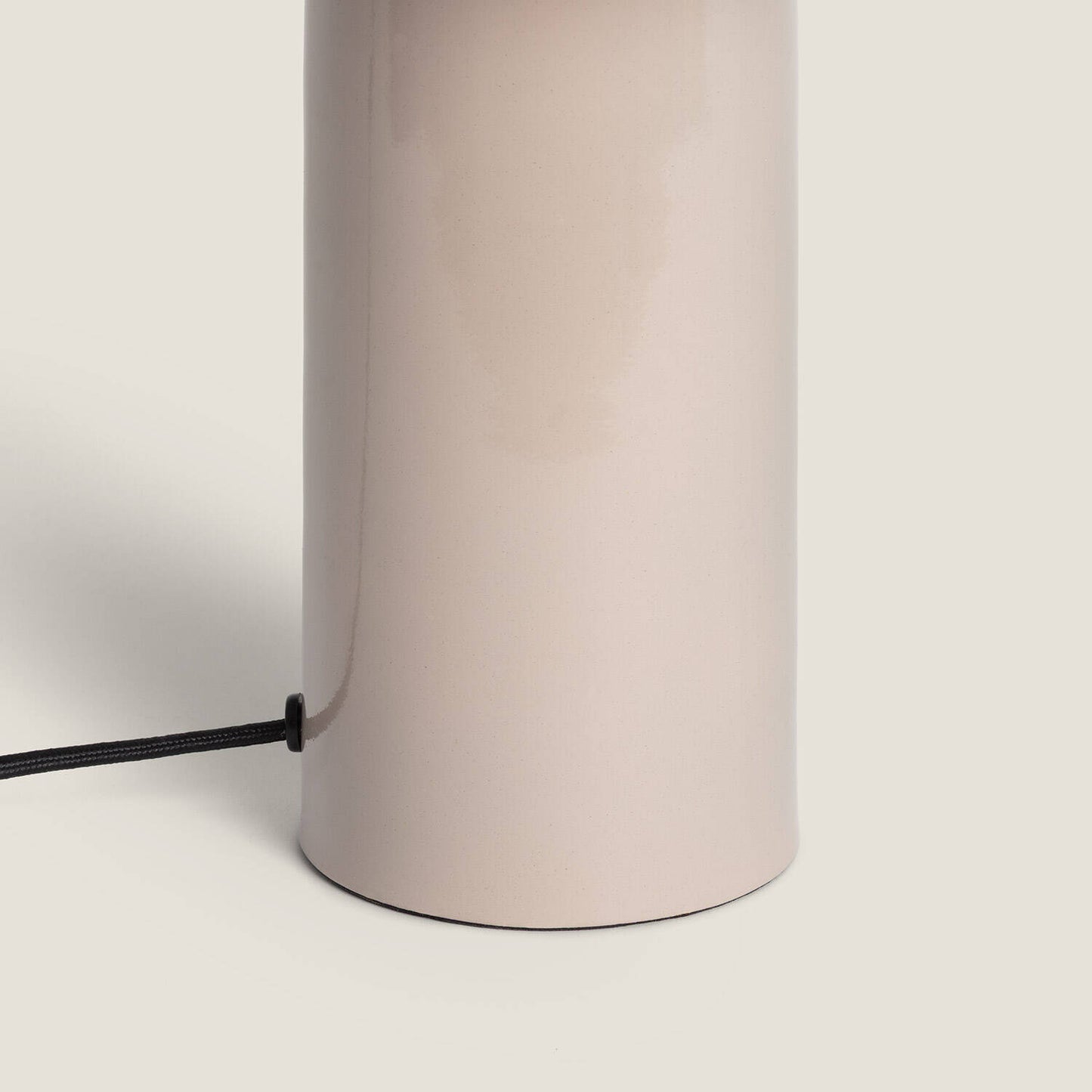 Lámpara de Mesa Metal Kondavil