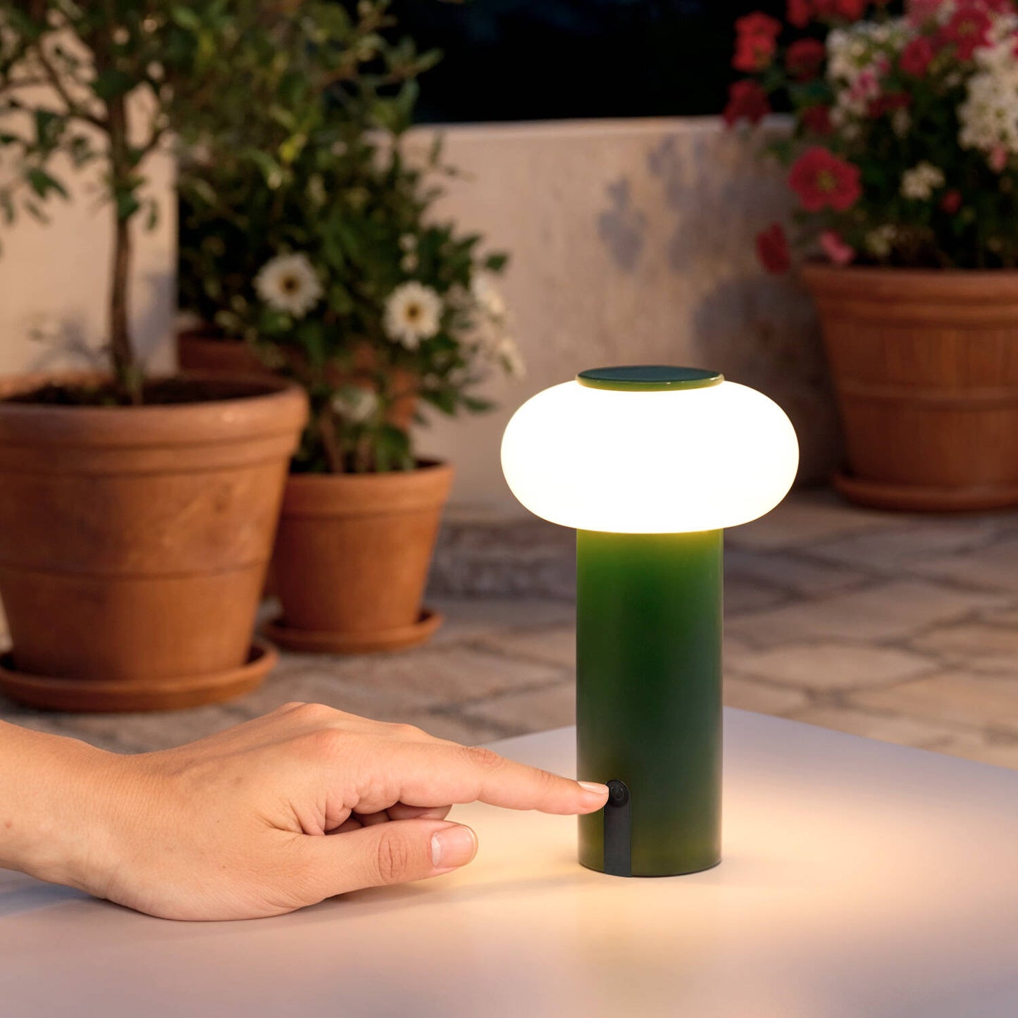 Lámpara de Mesa LED Portátil para Exterior Metal con Batería Recargable Katse