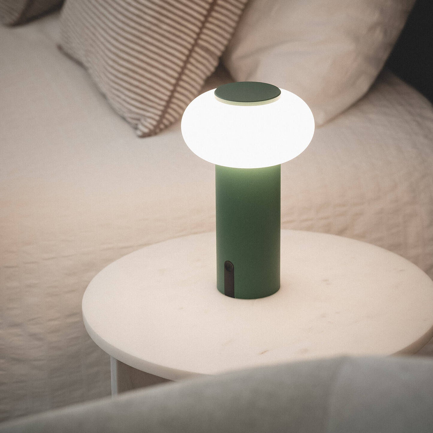 Lámpara de Mesa LED Portátil para Exterior Metal con Batería Recargable Katse