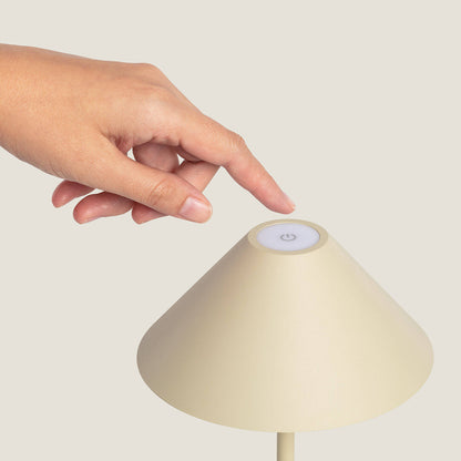 Lámpara de Mesa LED Portátil para Exterior Metal con Batería Recargable Chamle
