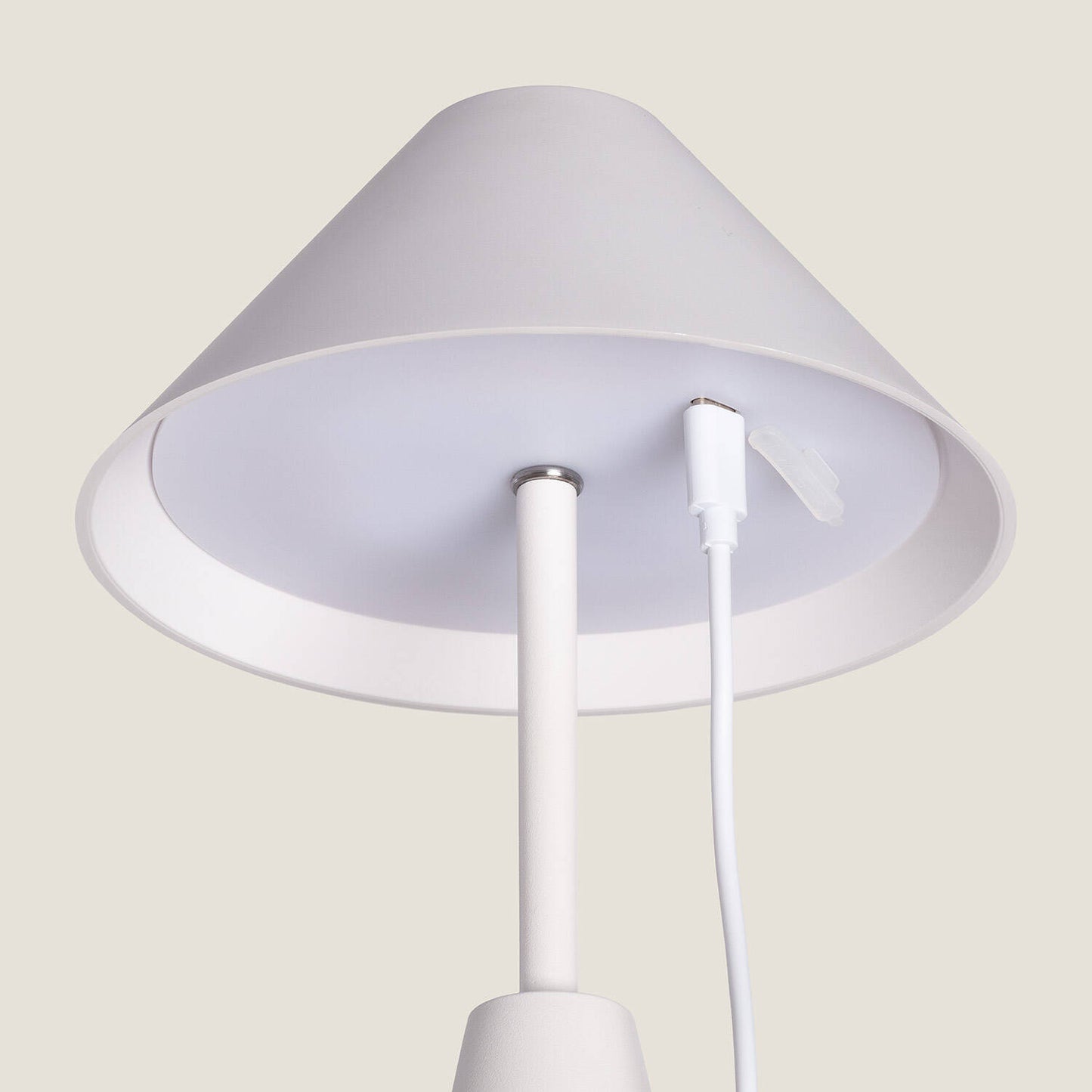 Lámpara de Mesa LED Portátil para Exterior Metal con Batería Recargable Chamle
