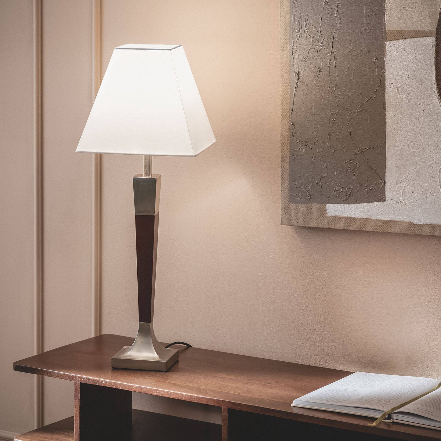 Lámpara de Mesa Madera y Metal Lizza Piramis