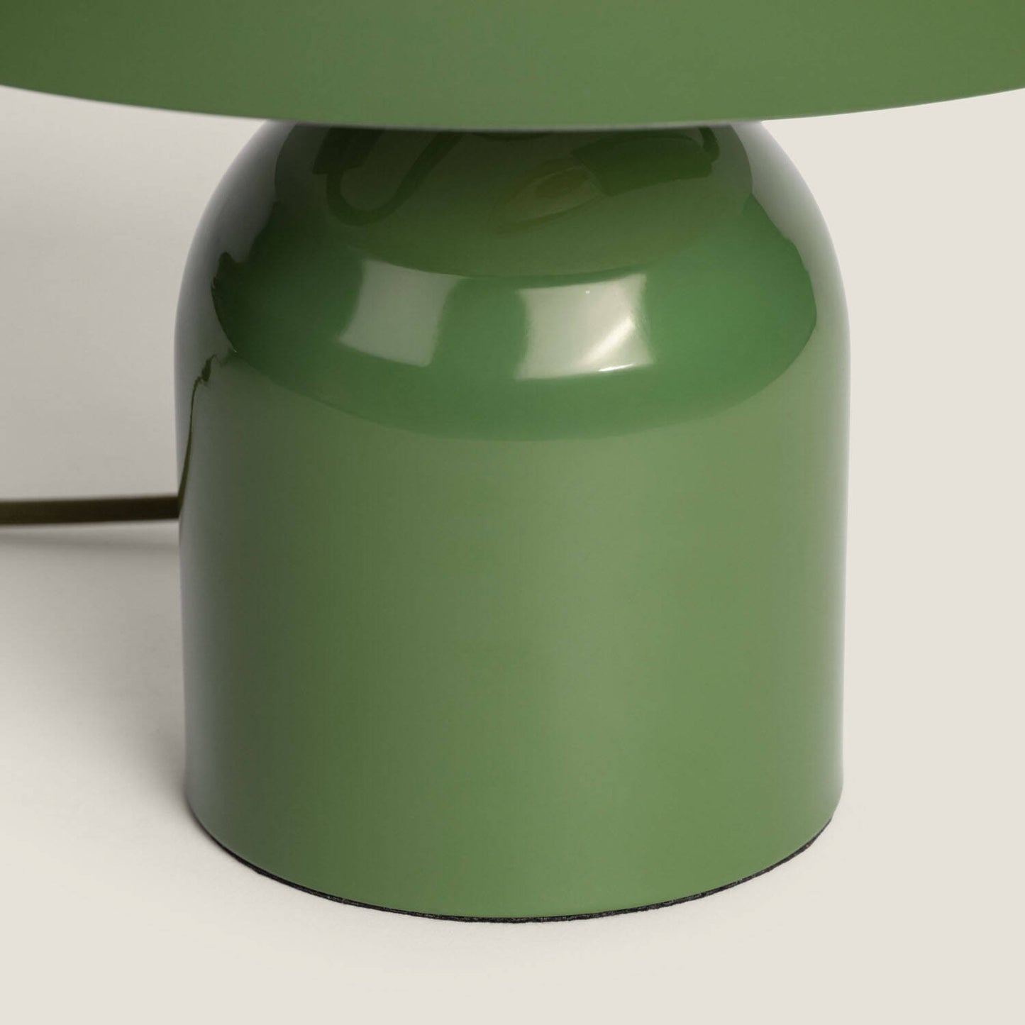 Lámpara de Mesa Metal Noa