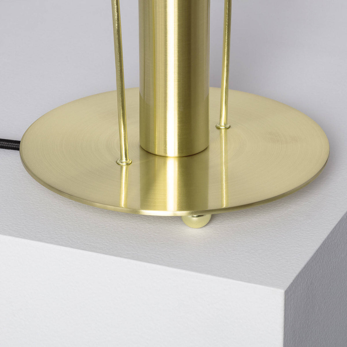Lámpara de Mesa Metal Otos