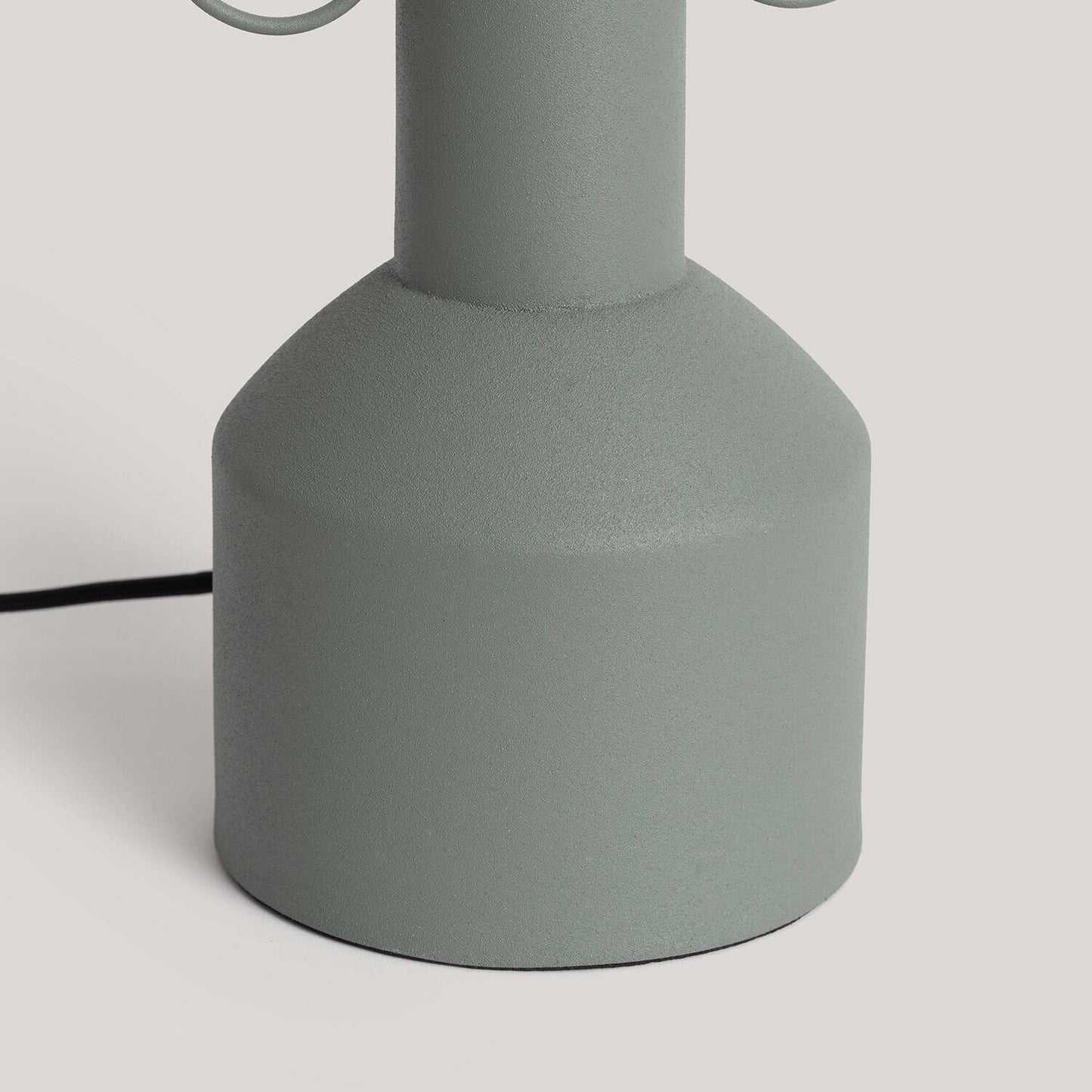 Lámpara de Mesa Metal Veravil