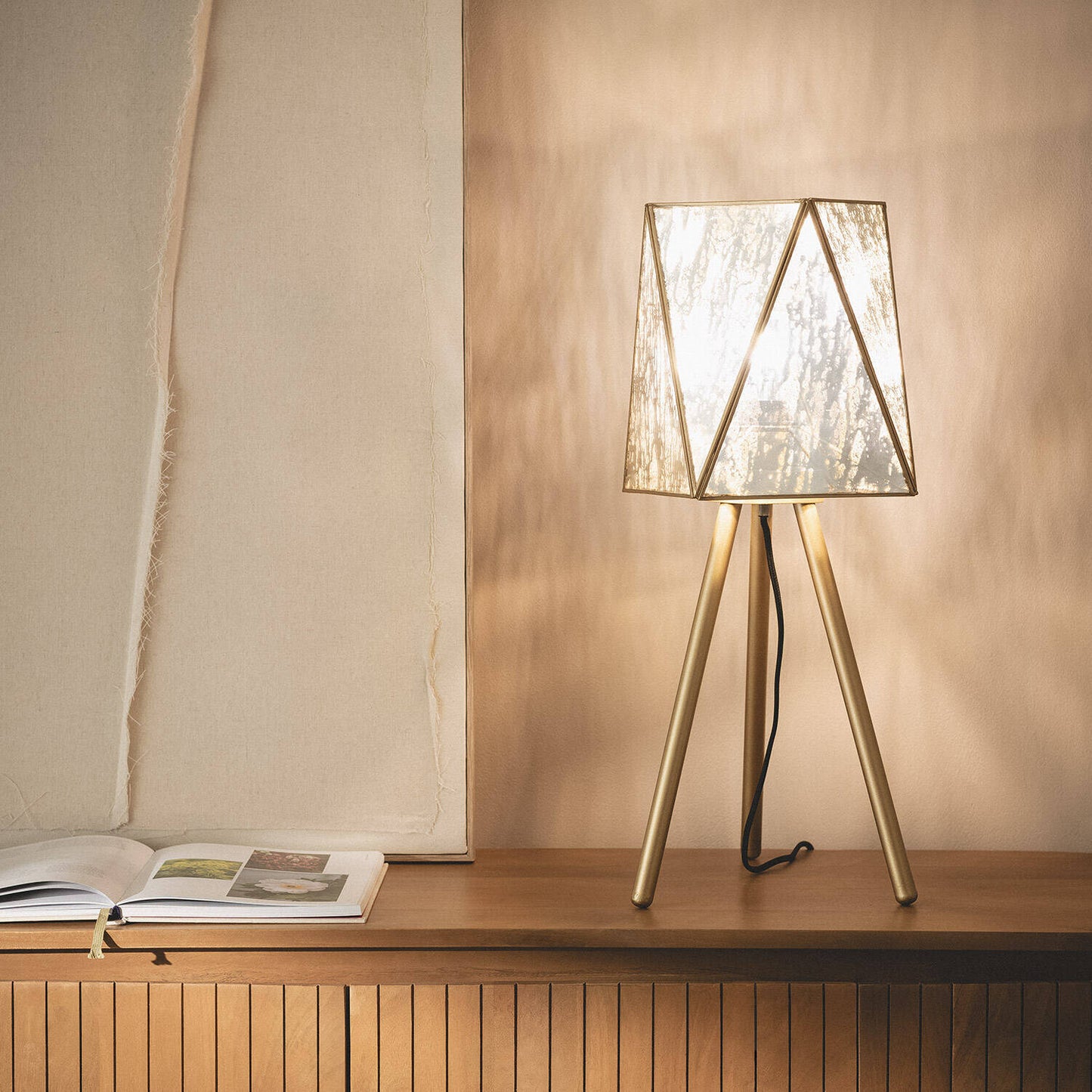 Lámpara de Mesa Metal y Cristal Mattina ILUZZIA